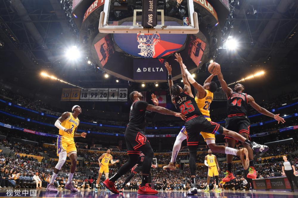 与此同时 与此同时